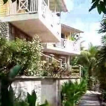 Calibishie Lodges Hotel Buitenkant foto